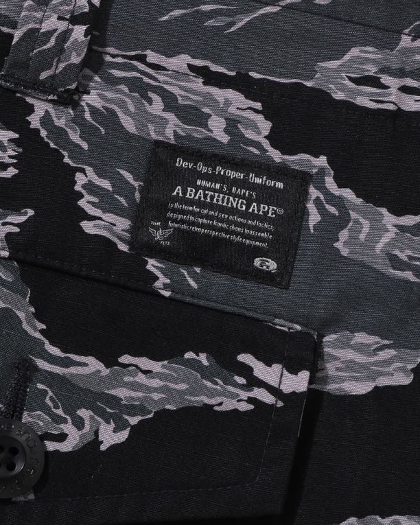 pantalones militares de ajuste relajado con camuflaje de tigre hombres A Bathing Ape 00RH335 negro