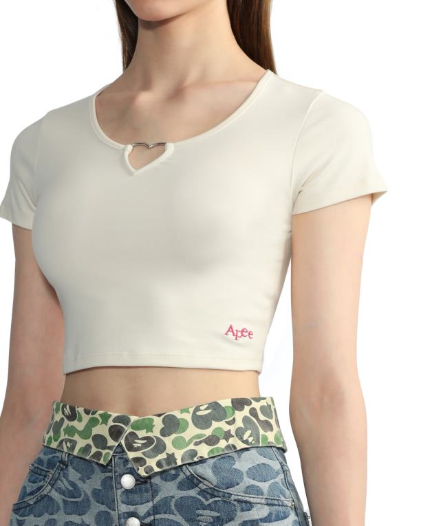 parte superior de anillo de metal en forma de corazón mujer A Bathing Ape 00RH840 de color crema